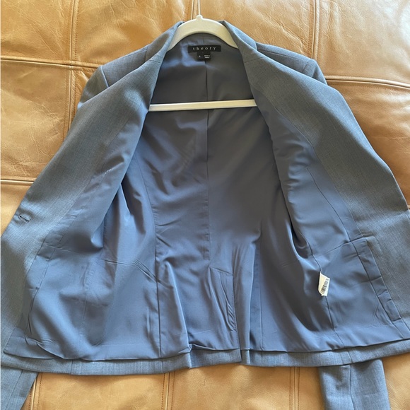 Theory Gabe Stretch Wool Blazer in size 0 in Light Gray - Picture 2 of 4
